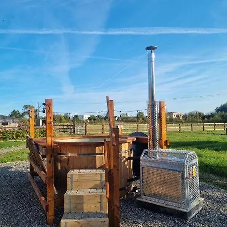 Hidden Acres- Luxury Glamping Pod Holiday home *