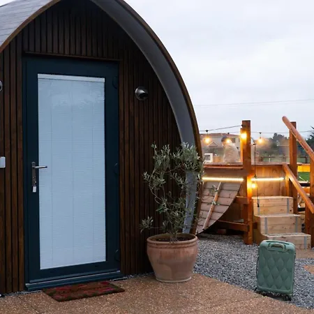 Hidden Acres- Luxury Glamping Pod Holiday home *