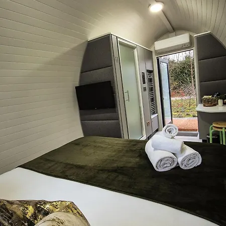 Hidden Acres- Luxury Glamping Pod